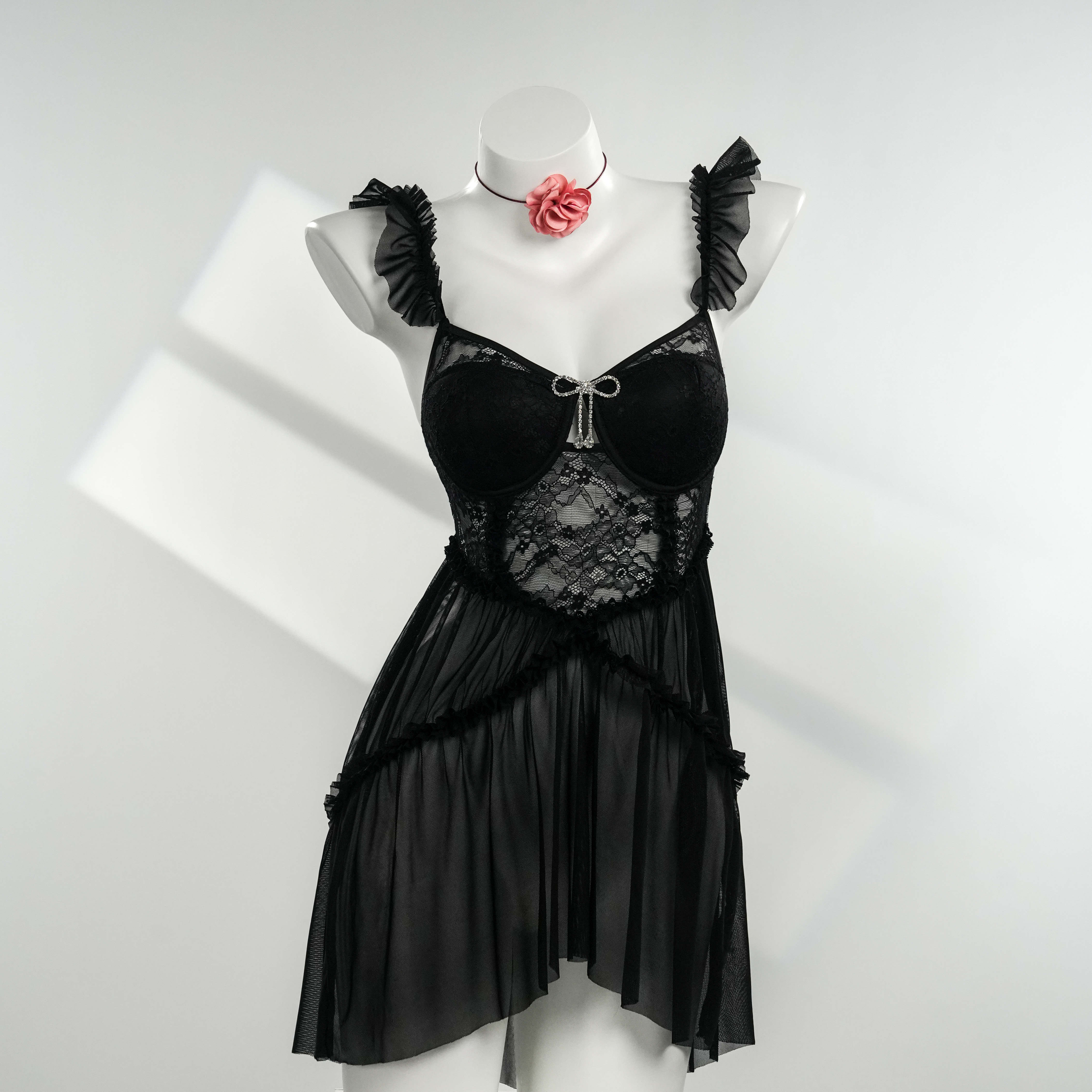 深陷【90-220斤】气质蕾丝轻奢美背镂空显瘦黑色大码睡裙 A5108