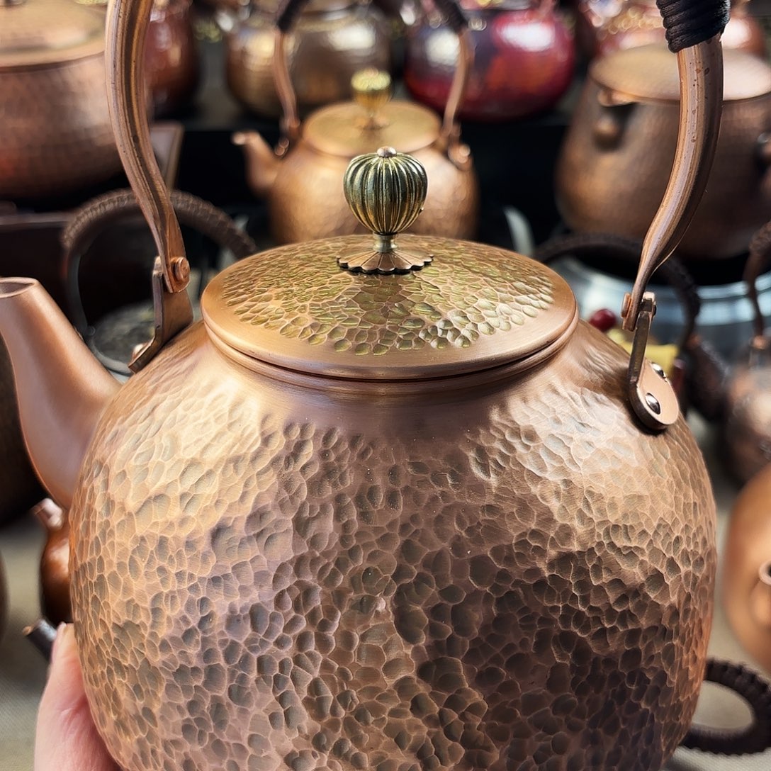 2.2升锤纹提梁壶铜壶
