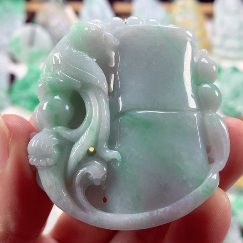 【闪购商品】翡翠吊坠(不含链)未镶嵌