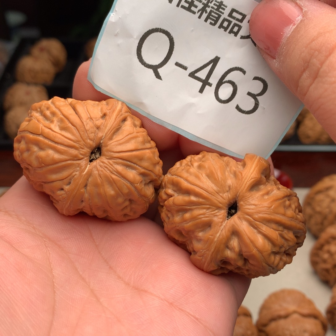 文玩核桃把件45元宝……..