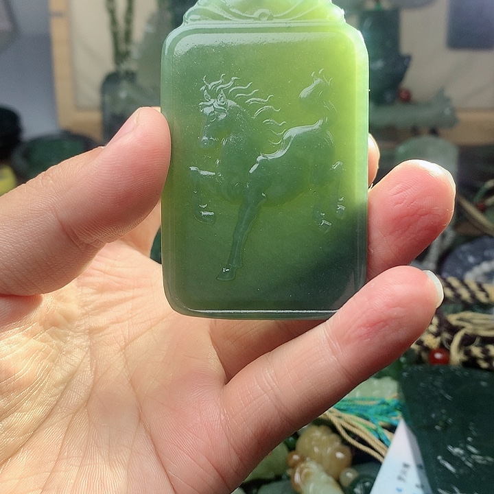 未镶嵌和田玉挂件