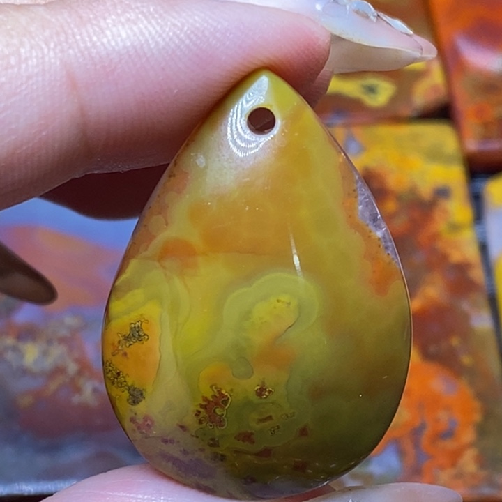 玛瑙/玉髓颈饰未镶嵌