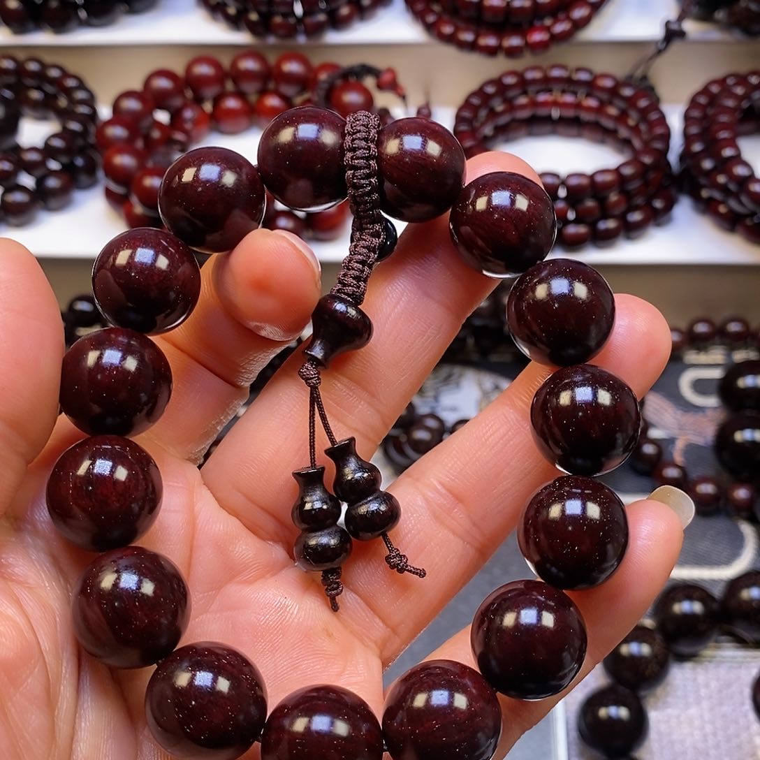 檀香紫檀（小叶紫檀）1.5多星