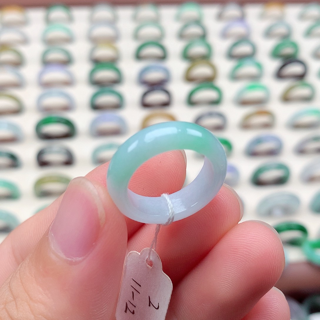 翡翠戒指未镶嵌11-12号