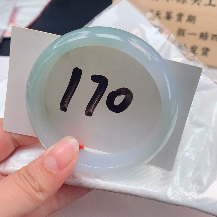 翡翠手镯未镶嵌正圈宽边轮胎57.58