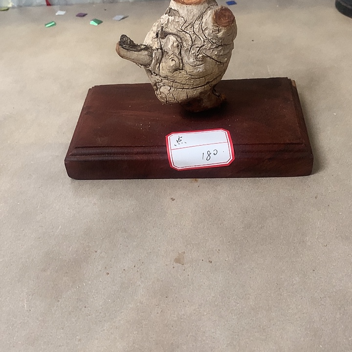 点***大叶紫檀（黑酸枝木类）