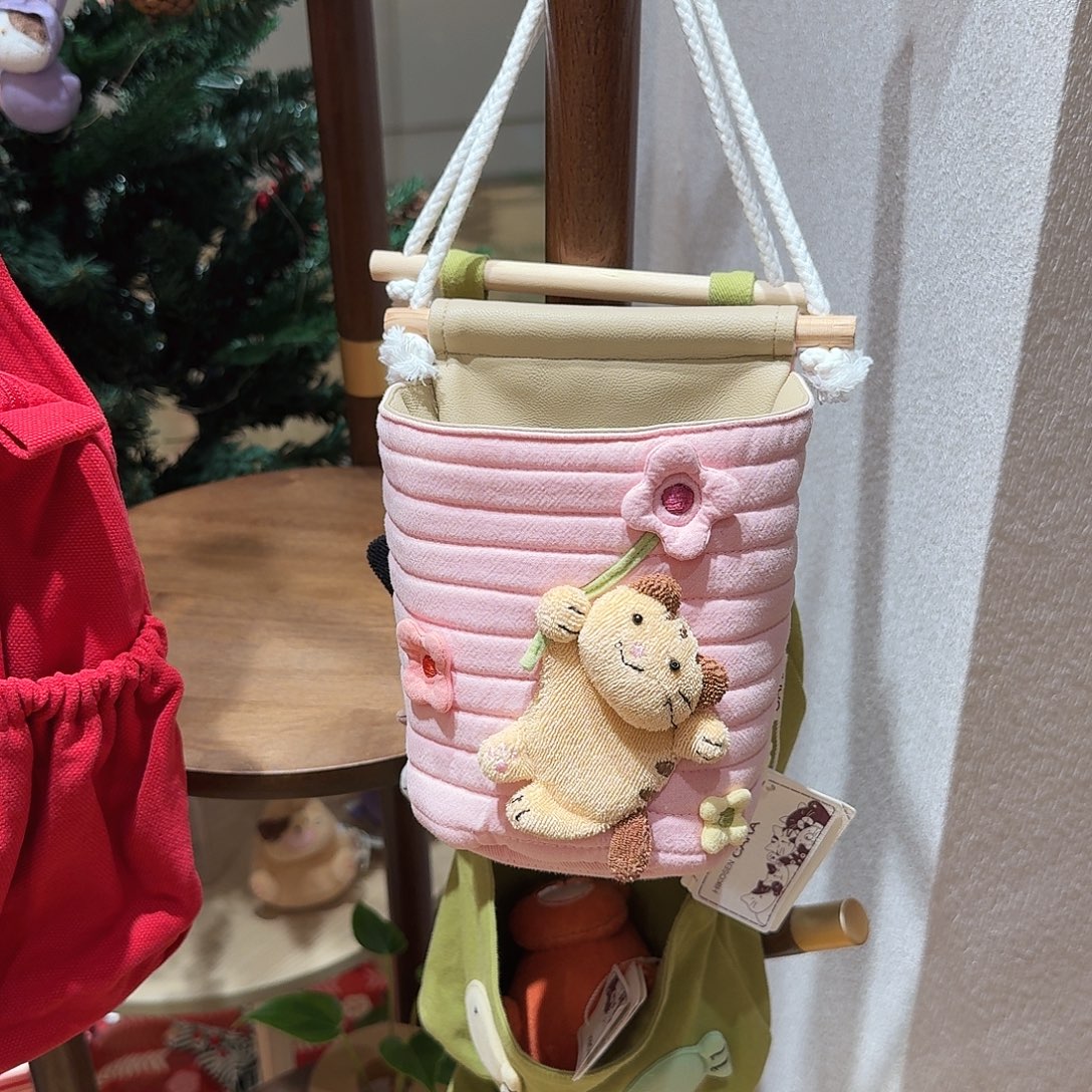 织物虎斑猫咪花朵挂袋可爱