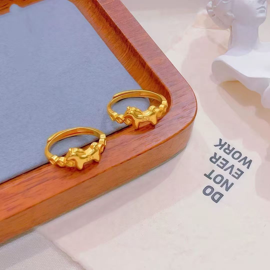 【马上有钱】镂空币小马开口戒指女2026本命年指环（单个装）