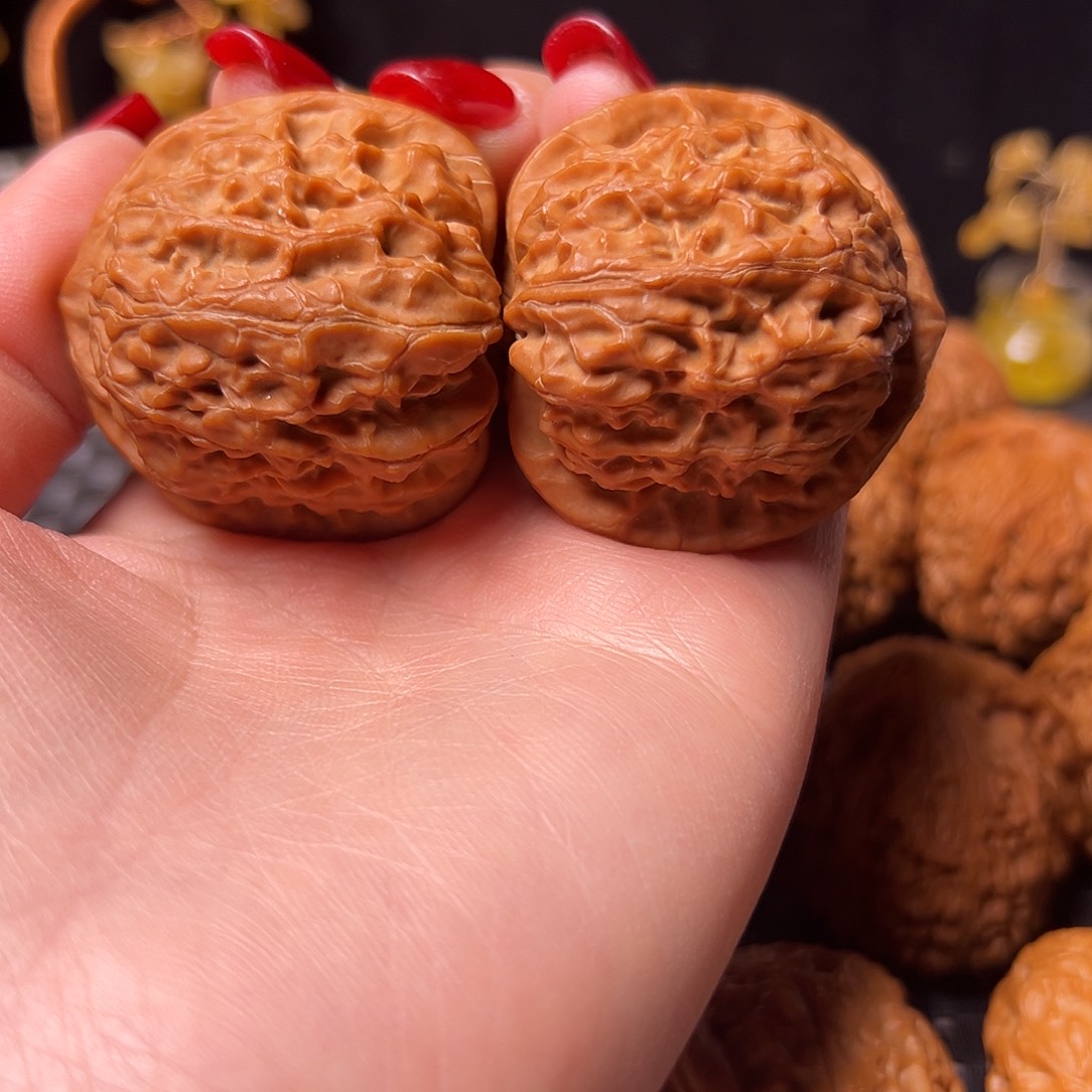 文玩核桃把件42金麒麟全