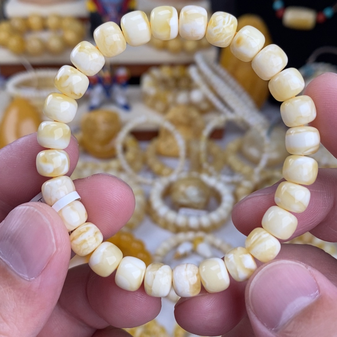 蜜蜡未镶嵌手链瓷白虎皮纹8mm