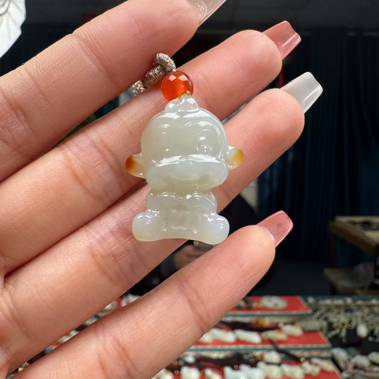 和田玉挂件生肖猴子