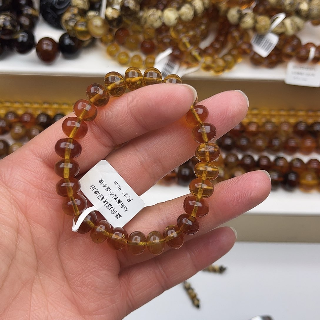 未镶嵌琥珀裸石抚顺琥珀9