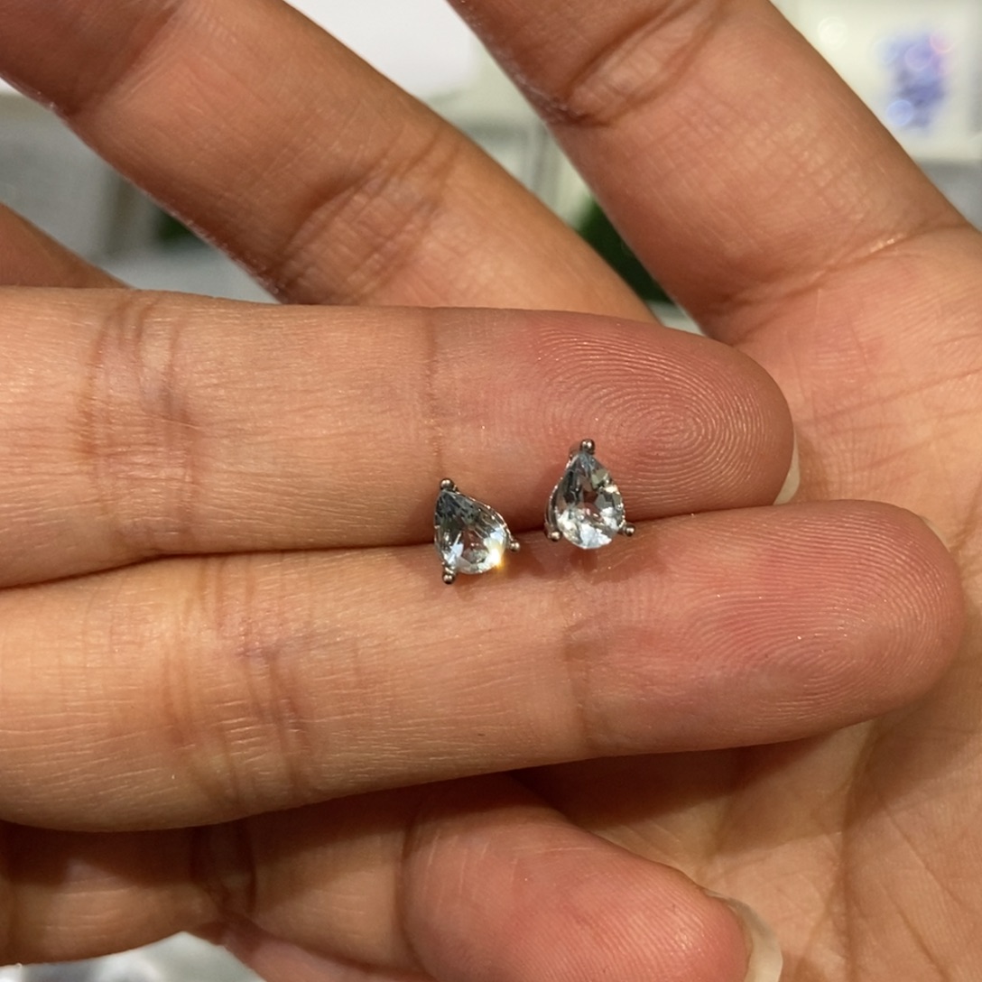 海蓝宝石耳钉银S925镶嵌