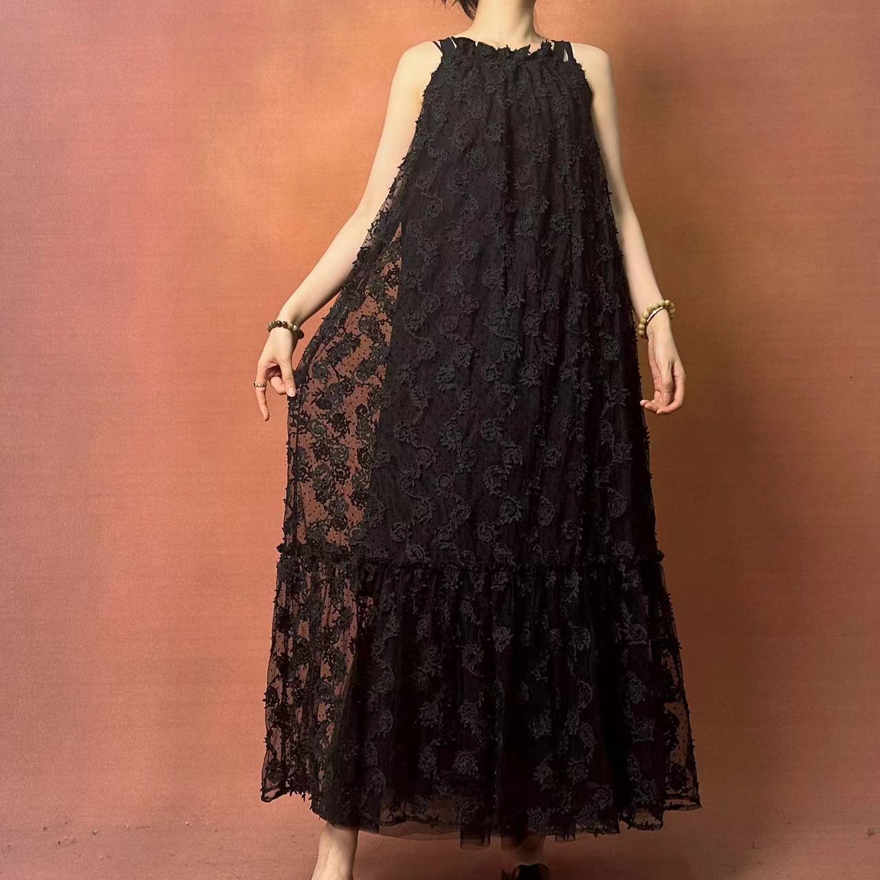 【大海轻奢】L1696新款黑色镂空蕾丝夏季气质宽松设计师款时尚吊带