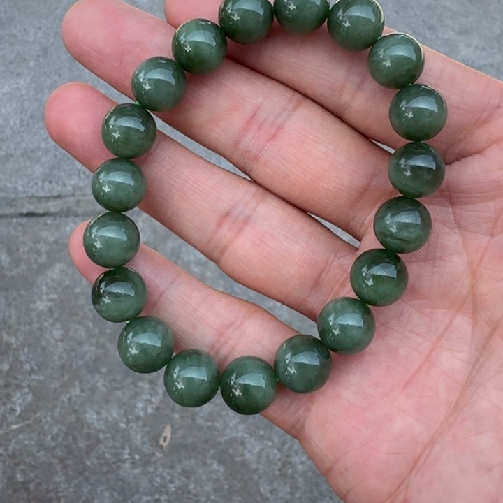 手链未镶嵌和田玉（碧玉）精品特色收藏级