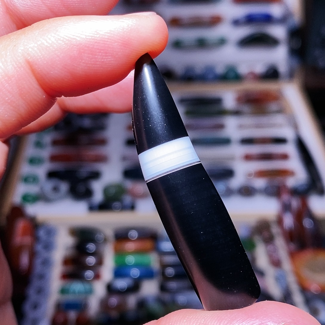 玛瑙吊坠未镶嵌…