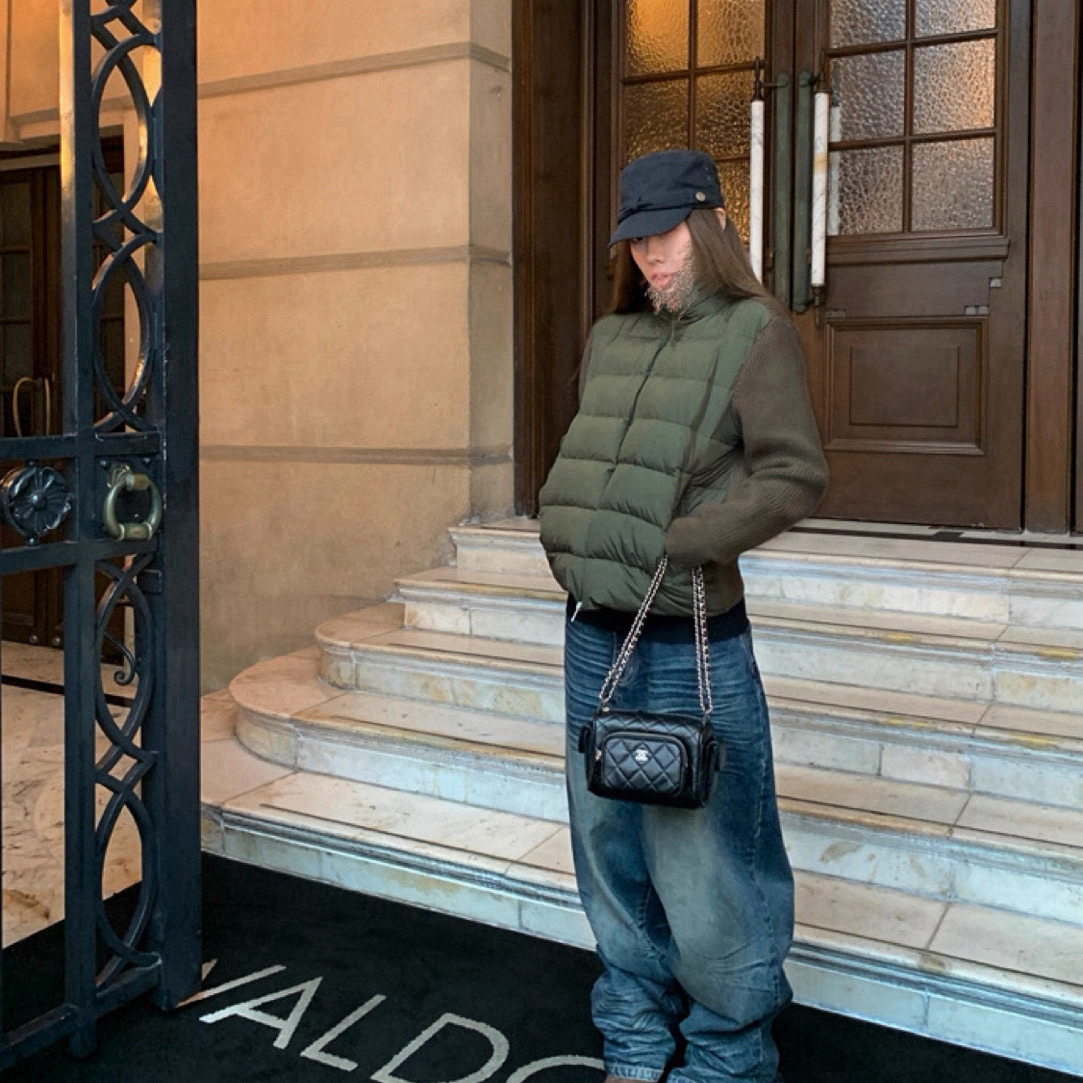 进阶温暖系  可溯源三*星安心90白鸭绒针织拼接袖短款羽绒服