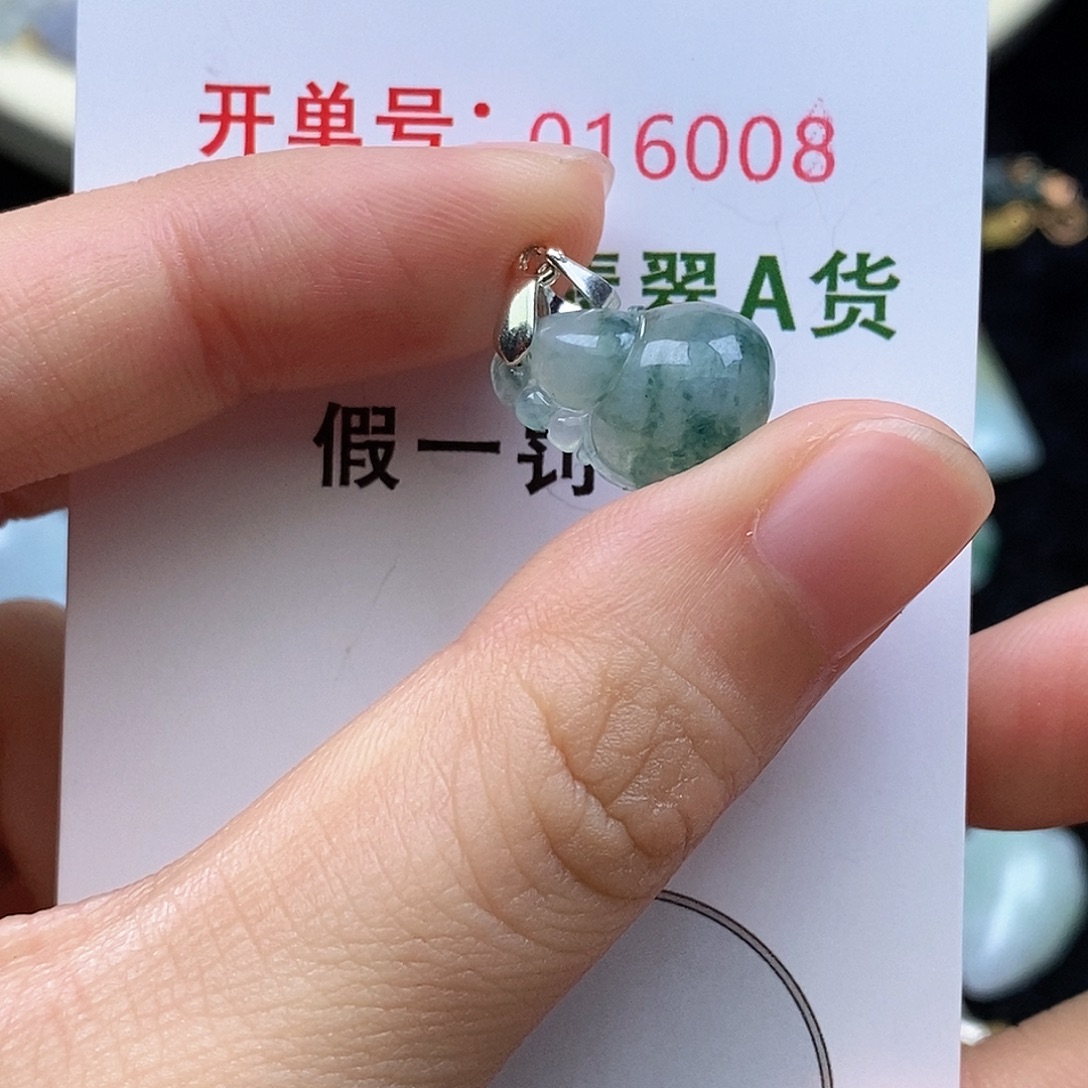 翡翠未镶嵌耳饰翡翠