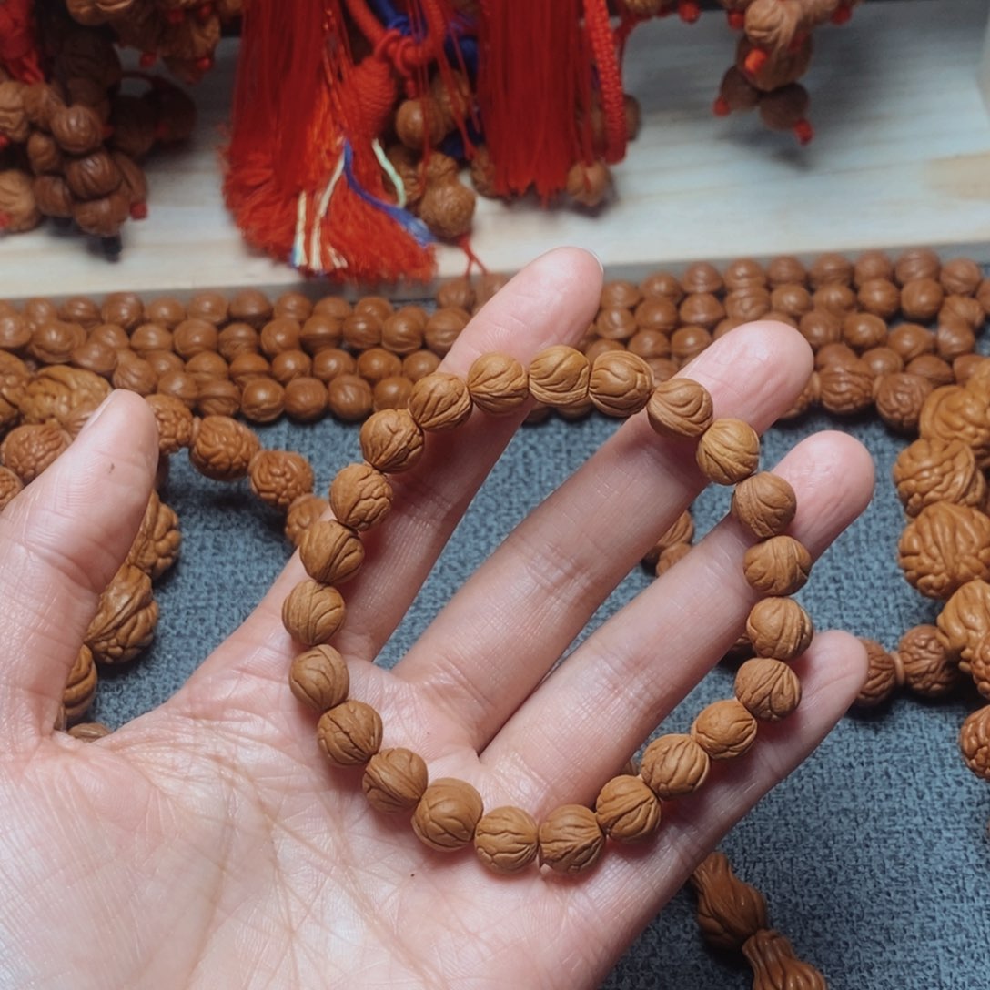 上***逸桃核吊坠桃枭手串1