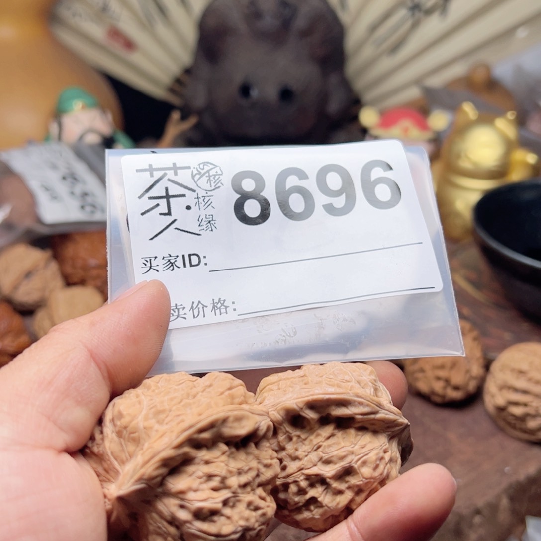 【闪购商品】文玩核桃吊坠今天