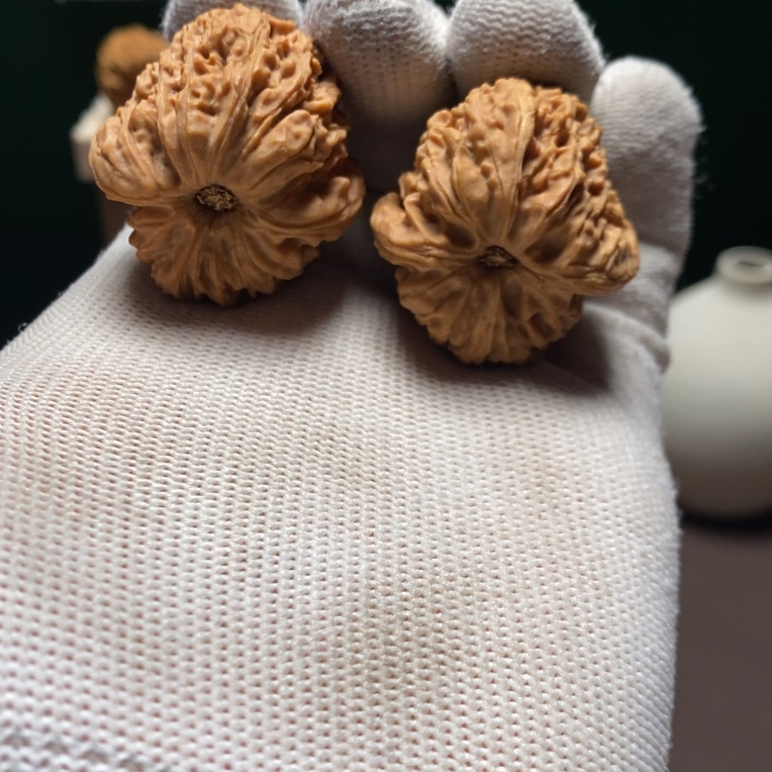 文玩核桃吊坠35凹底球疆40