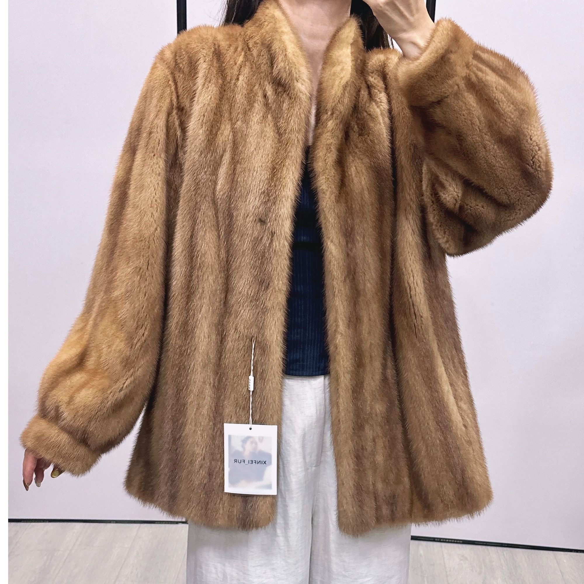 H135，2XL，蜜糖棕立领收口袖水貂外套