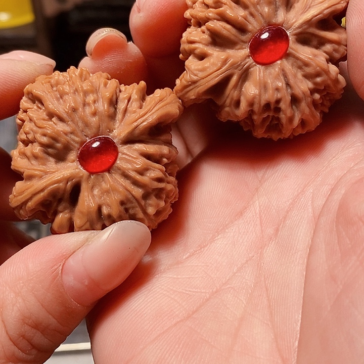 吊坠文玩核桃南疆石，边42