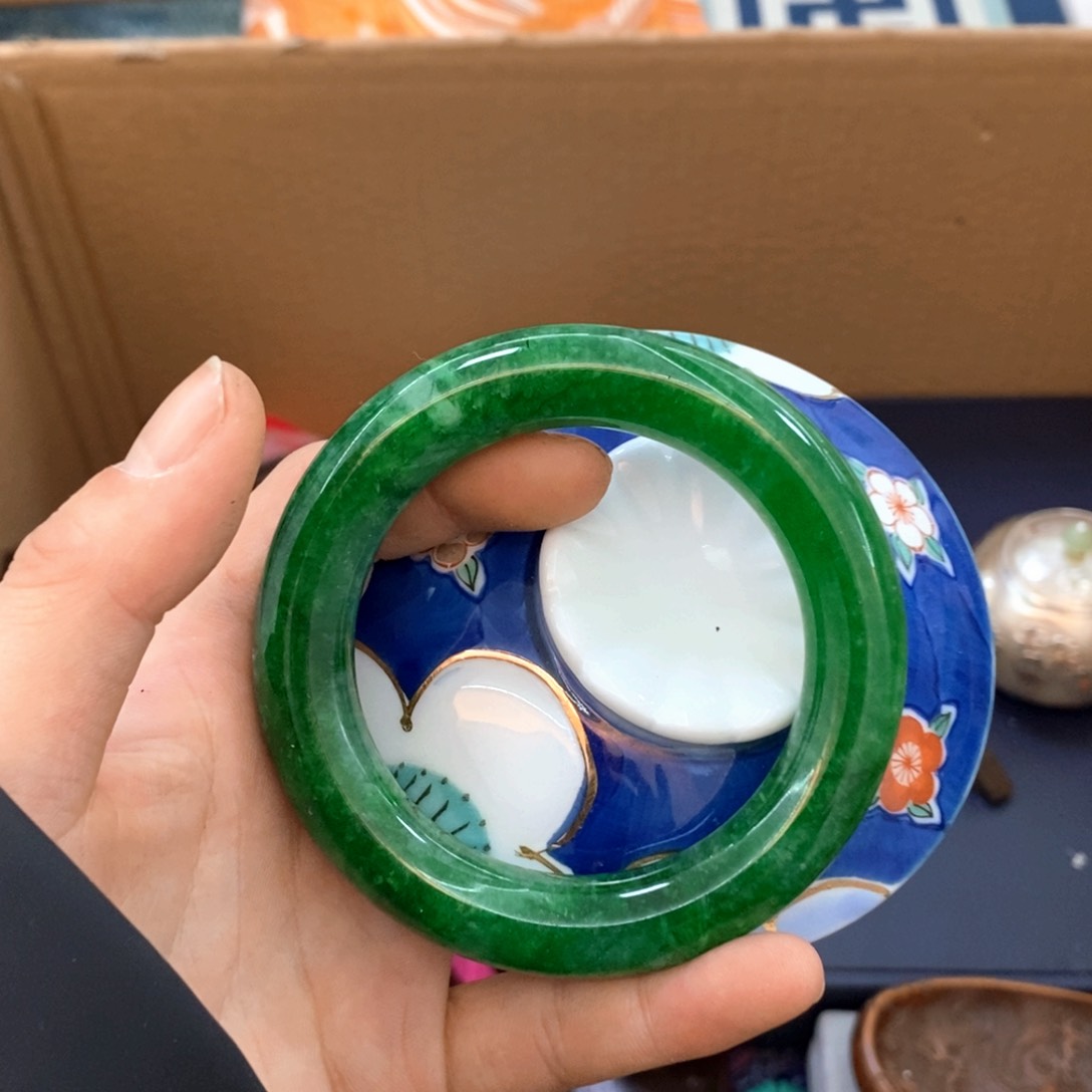 瓷片不会哈哈哈哈哈哈哈哈