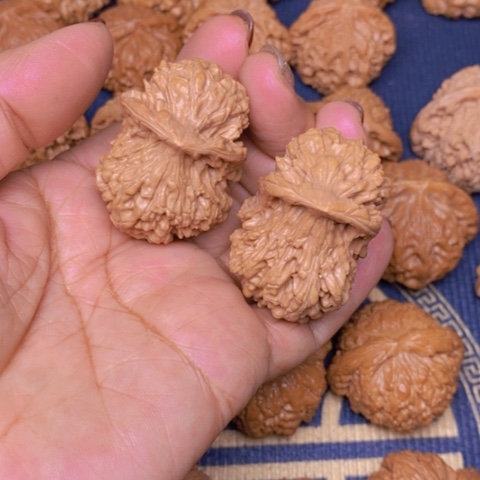 【闪购商品】文玩核桃吊坠小鸟