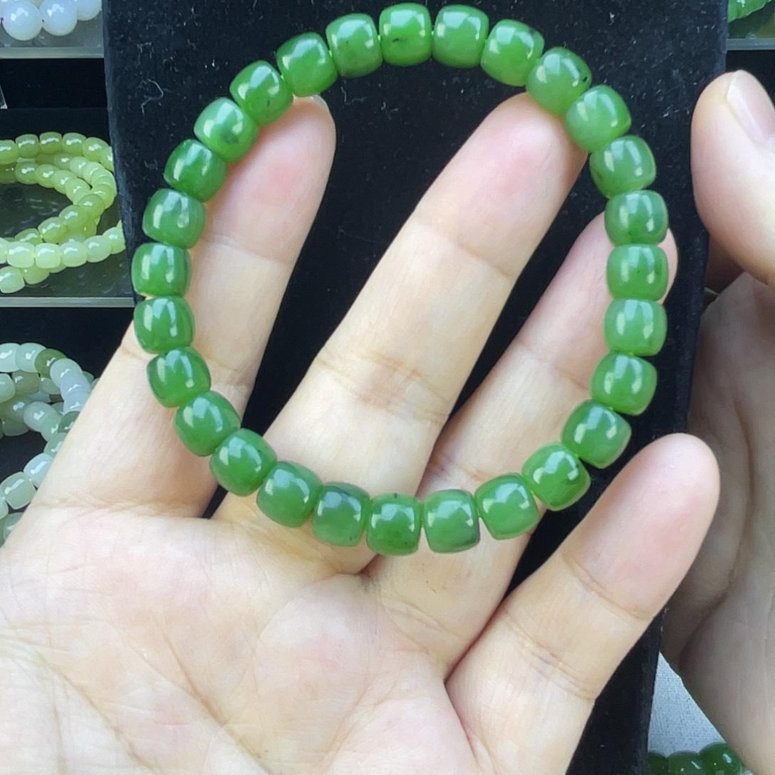 和田玉（碧玉）未镶嵌手链