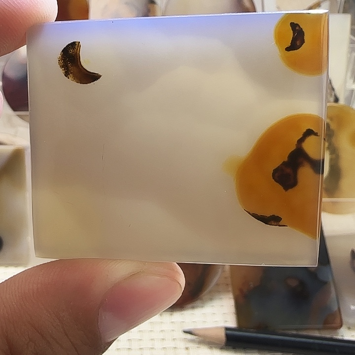 玛瑙/玉髓未镶嵌珠宝奇石