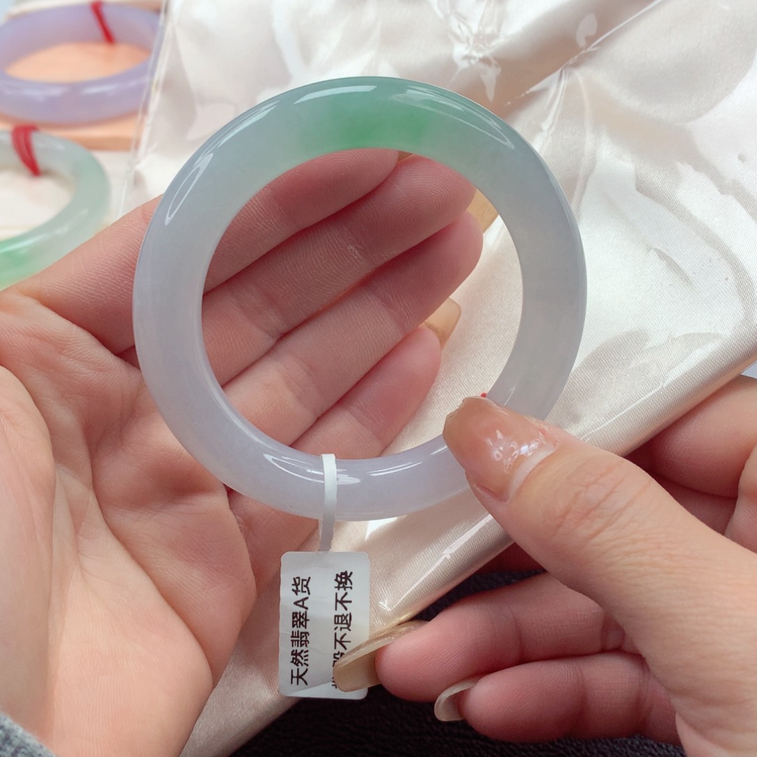 翡翠手镯（圆镯）未镶嵌52圈口 仙气起冰淡春彩