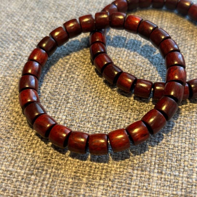 110630 印度小叶紫檀直切桶珠手串7*8mm
