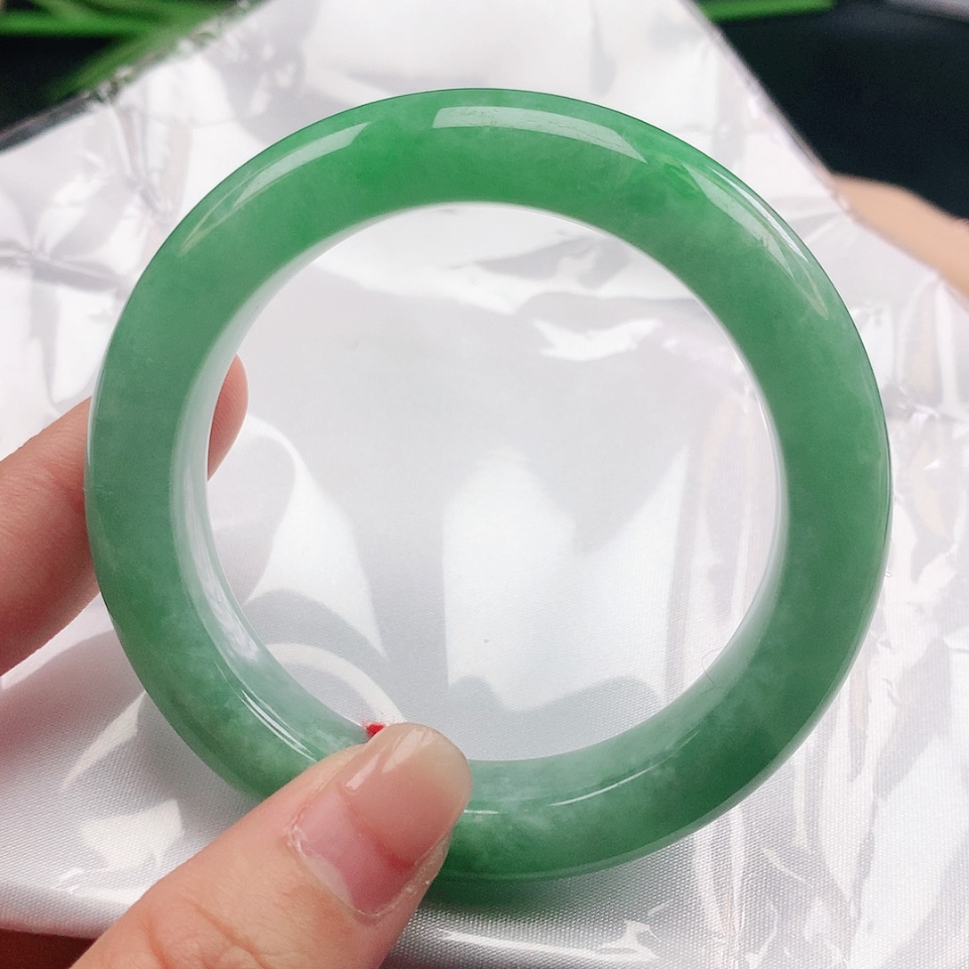 翡翠手镯未镶嵌54圈2321