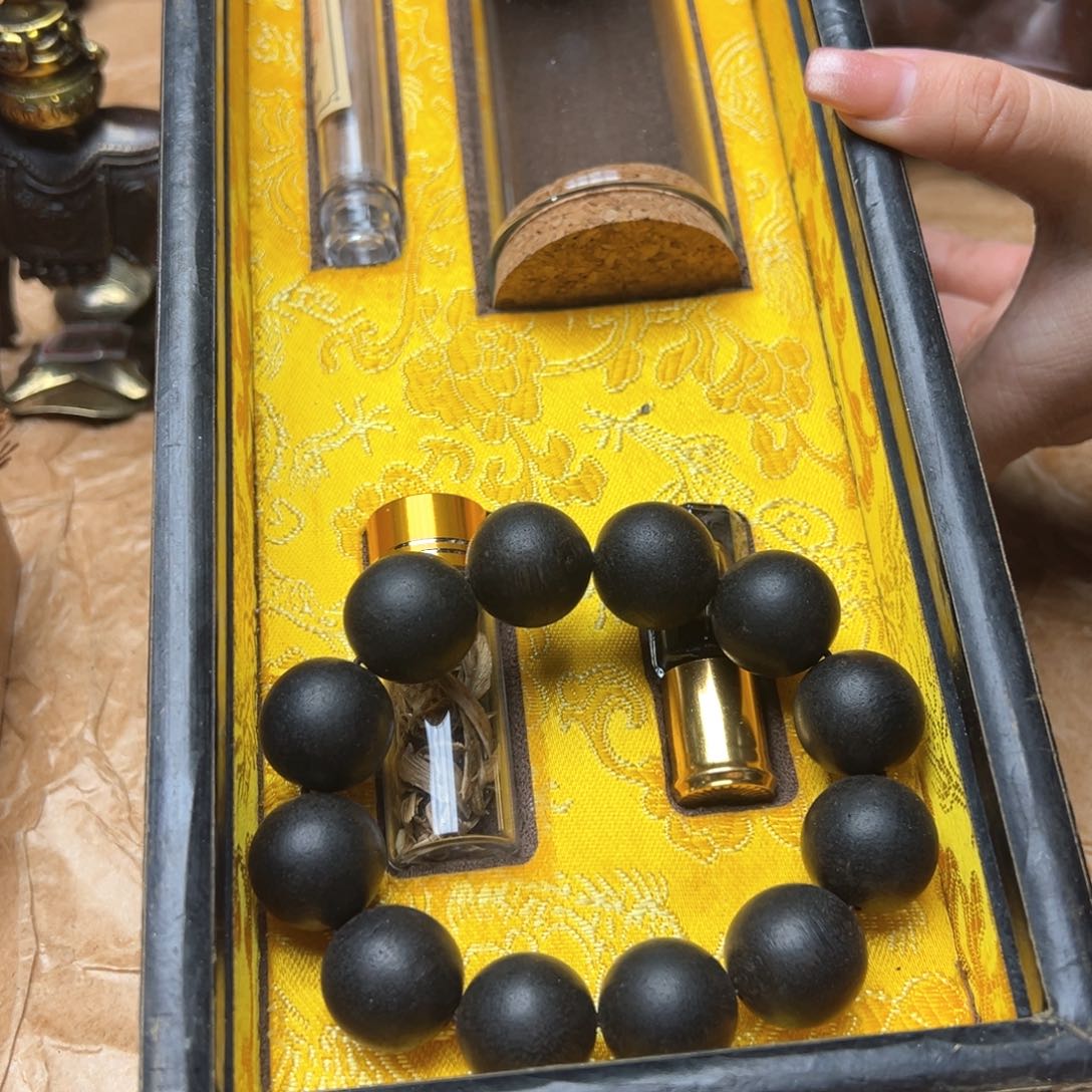 滴血莲花菩提吊坠