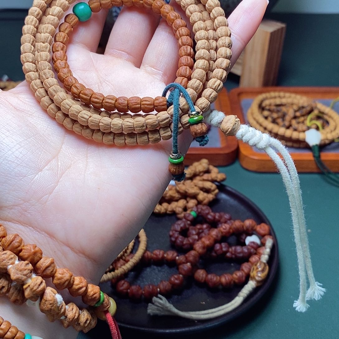 柏香籽/百香籽吊坠166.6直切莲花