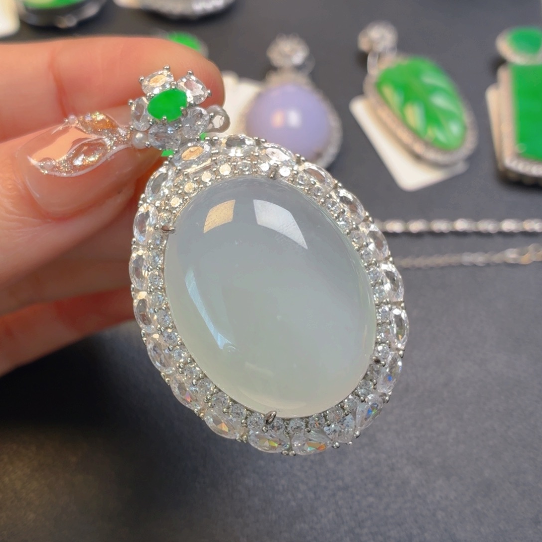 翡翠银S925镶嵌颈饰