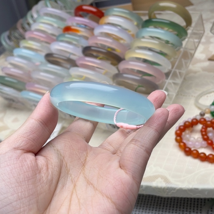 玛瑙/玉髓未镶嵌手镯55圈口