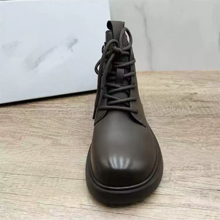 W4149x时尚女短靴方头平跟妈妈鞋潮单里