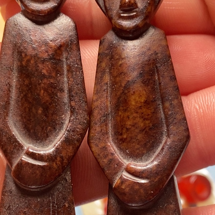 未镶嵌和田玉（糖玉）手链用****9