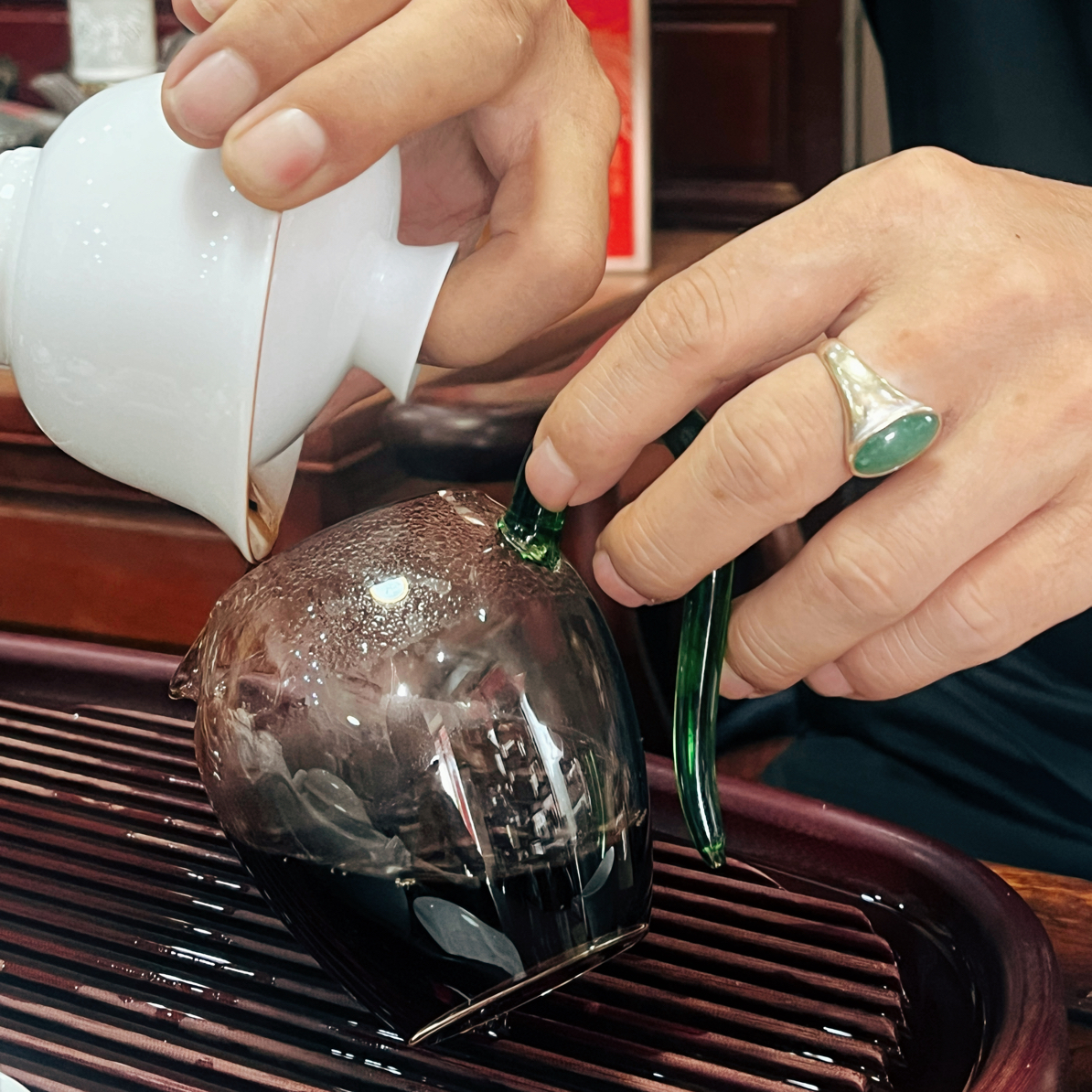 07年7262熟茶饼（微茶渍）