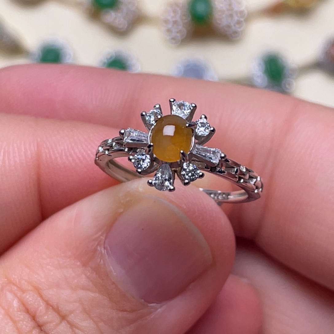 翡翠戒指银S925镶嵌纯天然缅甸翡翠