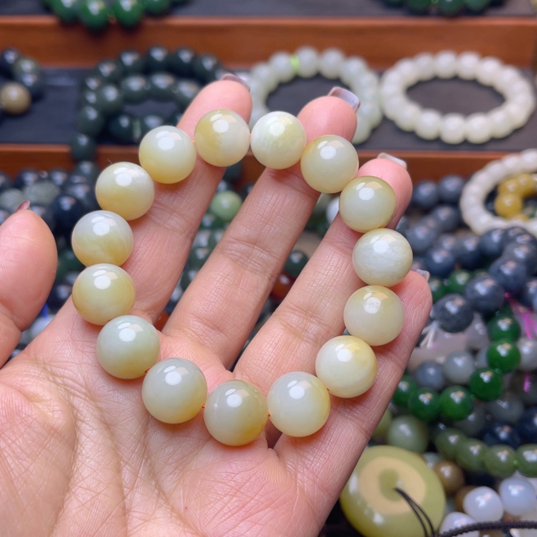 和田玉未镶嵌手链