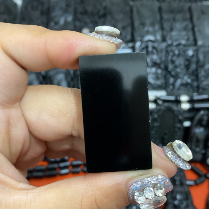 【闪购商品】未镶嵌蛇纹石玉颈饰塔**哟刻字