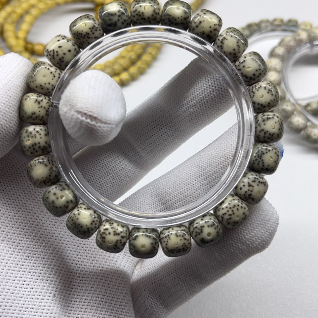 星月菩提手串A4-10