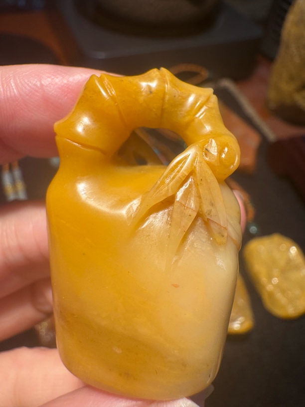 昌化田黄随形钮章，节节高升