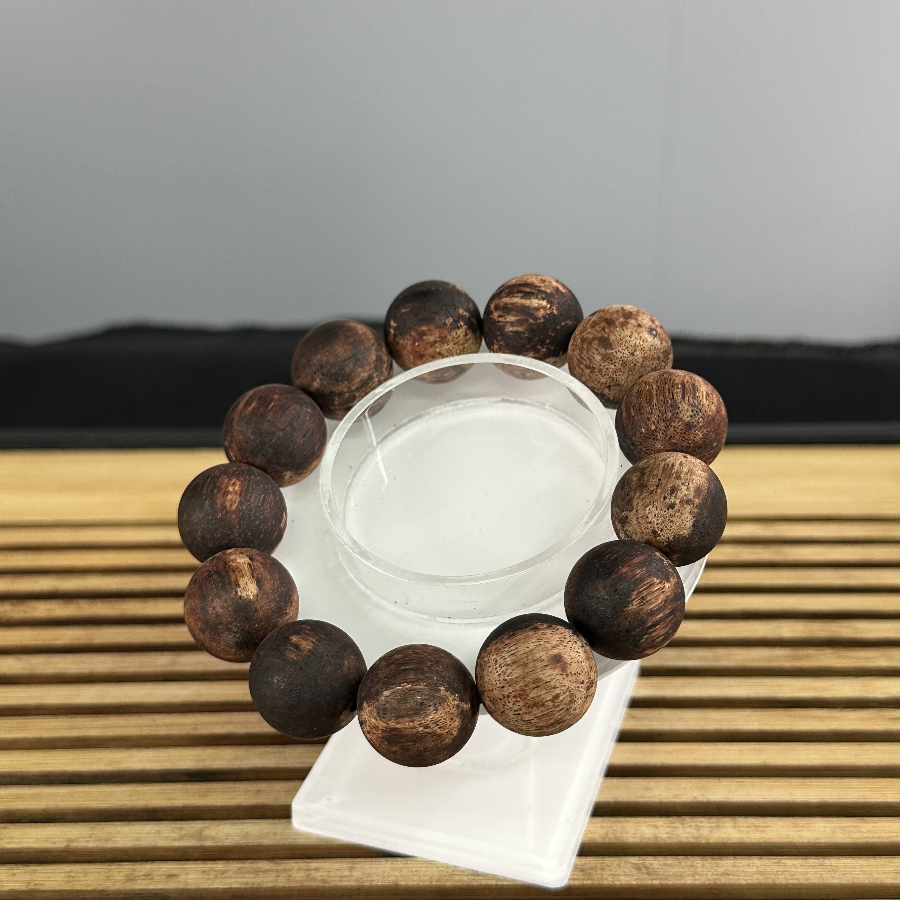 GXCX-5128 降真香单圈 约：18mm*13颗