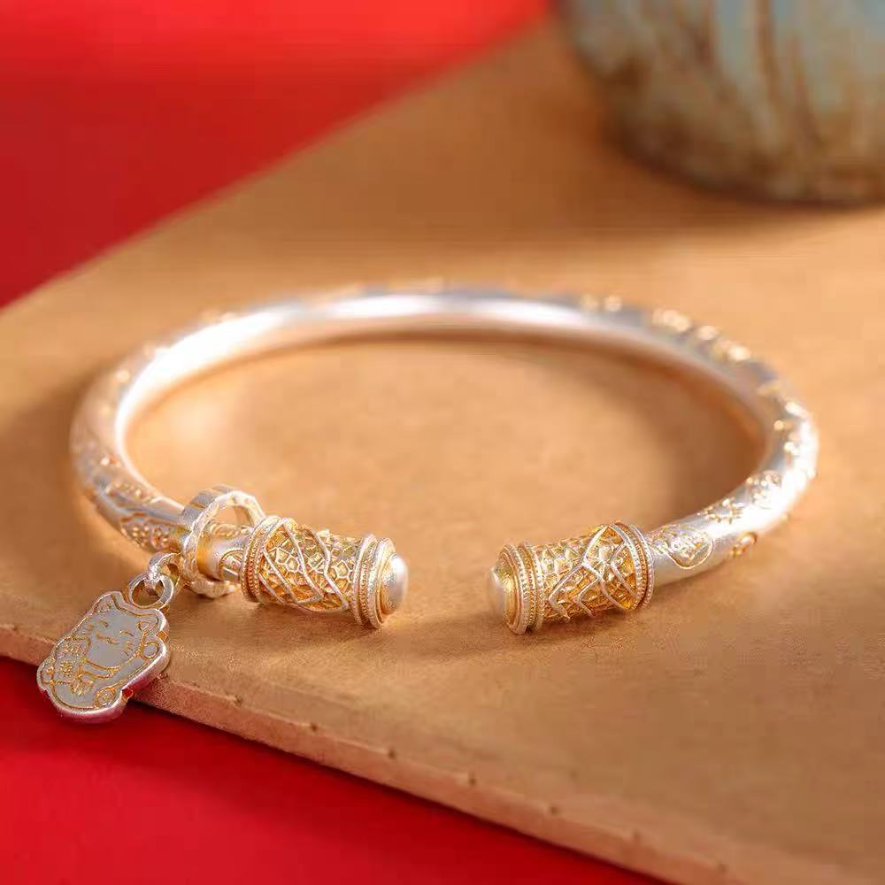 足银手镯 吉言招财猫吊坠足银开口镯描金百搭款