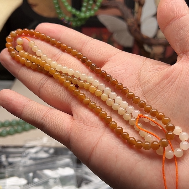 素***颜和田玉未镶嵌手链