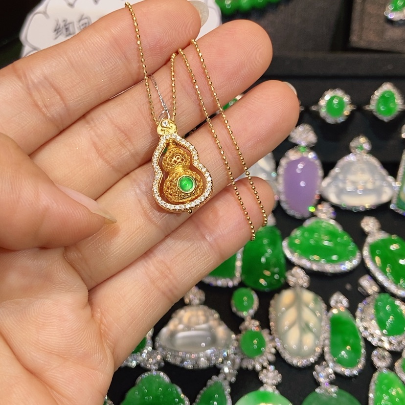 【闪购商品】翡翠未镶嵌颈饰天然翡翠